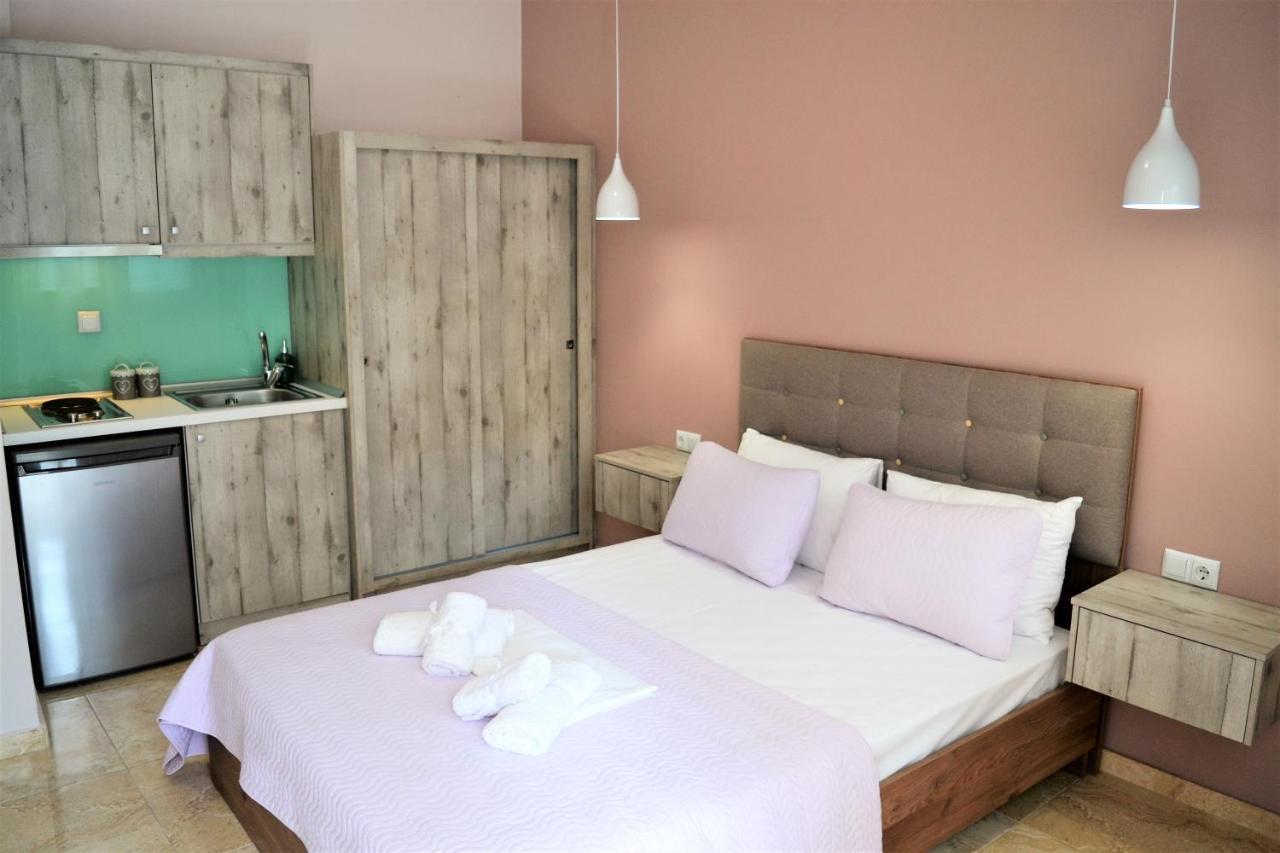 Ioni Rooms Potos Ngoại thất bức ảnh