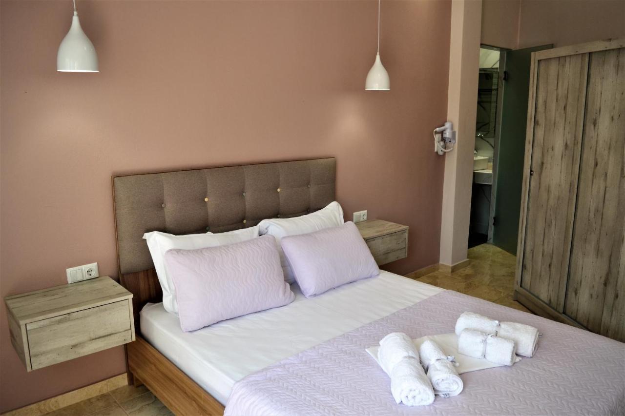 Ioni Rooms Potos Ngoại thất bức ảnh